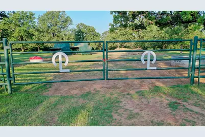 322 Liberty Chapel Road, Saint Jo, TX 76265 - Photo 37