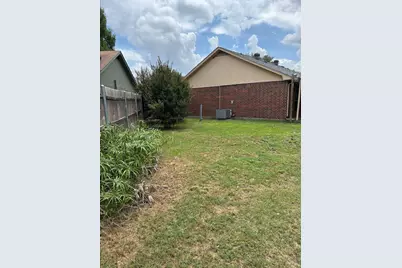 123 Brisbane Court, Glenn Heights, TX 75154 - Photo 9