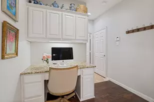1300 Burnett Dr, Lantana, TX 76226 - Photo 13