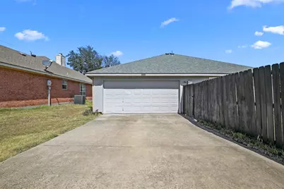 1533 Prescott Drive, Lancaster, TX 75134 - Photo 15