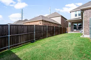 313 Kennewick Dr, Garland, TX 75044 - Photo 33