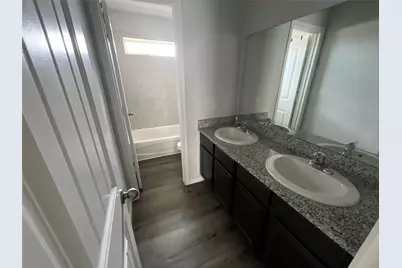 5641 Willamette Dr., Fort Worth, TX 76119 - Photo 7