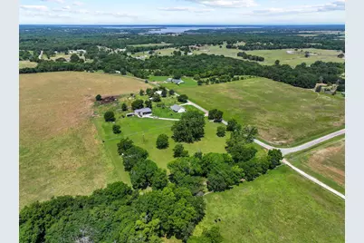 652 County Road 2850, Honey Grove, TX 75446 - Photo 27