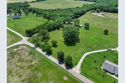 652 County Road 2850, Honey Grove, TX 75446 - Photo 19