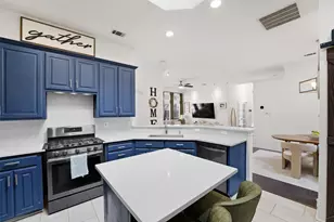 8609 Old Oak Dr, Irving, TX 75063 - Photo 7