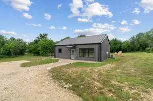 400 Round Up Ct, Stephenville, TX 76401 - Photo 3