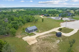 400 Round Up Ct, Stephenville, TX 76401 - Photo 37