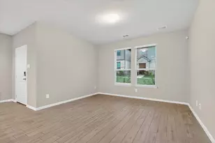 4716 Stunning Pathway, Haltom City, TX 76117 - Photo 5