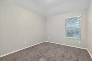 4716 Stunning Pathway, Haltom City, TX 76117 - Photo 17