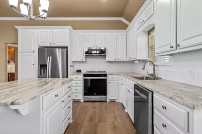 534 Dosher Lane, Woodway, TX 76712 - Photo 11
