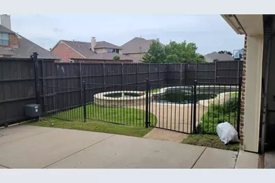 617 York Court, Lewisville, TX 75056 - Photo 15