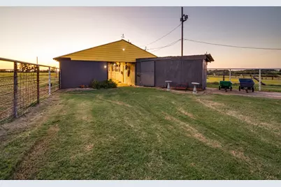 3800 Dr Griffin Road #8, Cross Roads, TX 76227 - Photo 15