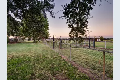 3800 Dr Griffin Road #8, Cross Roads, TX 76227 - Photo 21