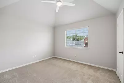 9014 Crown Point Circle, Irving, TX 75063 - Photo 23