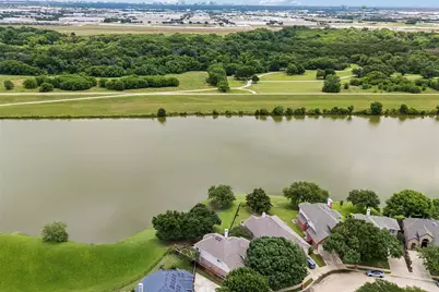 9014 Crown Point Circle, Irving, TX 75063 - Photo 27