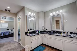 7725 Woodside Hl, Fort Worth, TX 76179 - Photo 35
