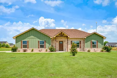 204 Private Road 33083, Sumner, TX 75486 - Photo 1