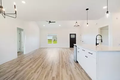 204 Private Road 33083, Sumner, TX 75486 - Photo 9
