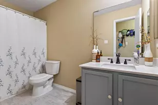 2405 Chestnut Dr, Little Elm, TX 75068 - Photo 7