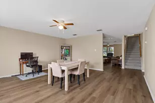 2405 Chestnut Dr, Little Elm, TX 75068 - Photo 9
