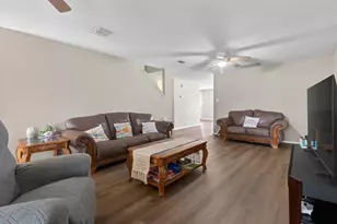 2405 Chestnut Dr, Little Elm, TX 75068 - Photo 5