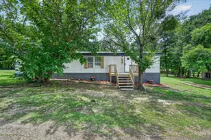 143 White Oak St, Alvarado, TX 76009 - Photo 1