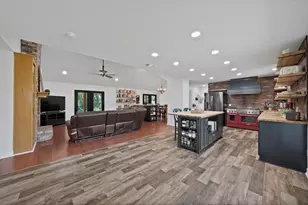 3328 English Creek Ct, Azle, TX 76020 - Photo 7