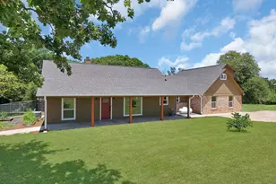 3328 English Creek Ct, Azle, TX 76020 - Photo 1
