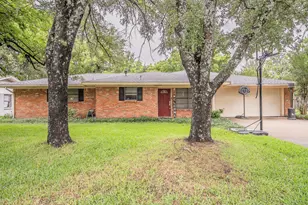 613 N Overlook Dr, Kerens, TX 75144 - Photo 1