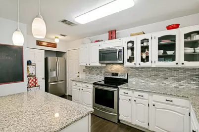 3020 Everest Drive, Bedford, TX 76021 - Photo 13