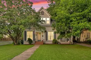 823 S Crockett St, Sherman, TX 75090 - Photo 1
