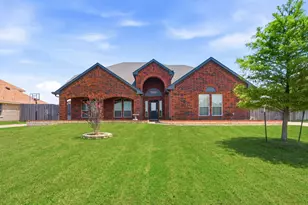 1080 Estates Dr, Kennedale, TX 76060 - Photo 1