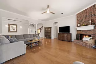 1080 Estates Dr, Kennedale, TX 76060 - Photo 11