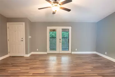 6617 Pecanwood Court, Mansfield, TX 76063 - Photo 9