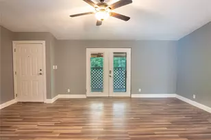 6617 Pecanwood Ct, Mansfield, TX 76063 - Photo 9