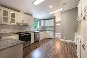 6617 Pecanwood Ct, Mansfield, TX 76063 - Photo 15
