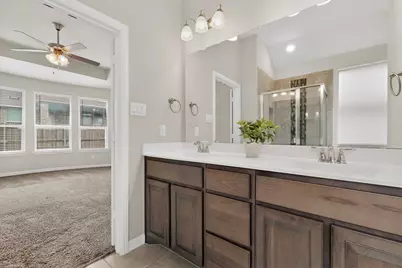 7811 Links Drive, Arlington, TX 76001 - Photo 15