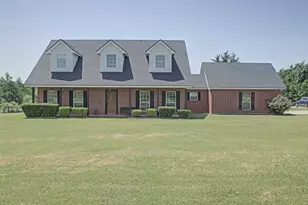 2800 County Rd 314, Cleburne, TX 76031 - Photo 1