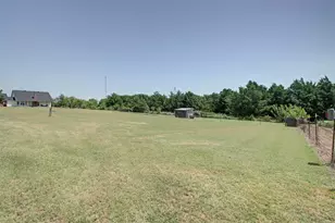 2800 County Rd 314, Cleburne, TX 76031 - Photo 33