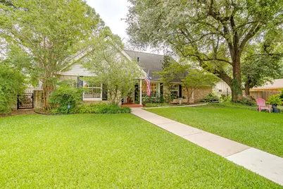 4305 Elmwood Drive, Benbrook, TX 76116 - Photo 3