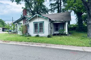 208 Texas St, Sulphur Springs, TX 75482 - Photo 3