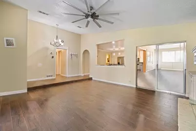 948 Meadowcove Circle, Garland, TX 75043 - Photo 15