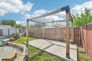 2304 Red Oak Dr, Little Elm, TX 75068 - Photo 31
