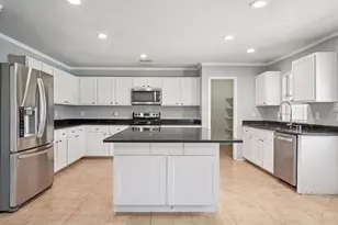 2304 Red Oak Dr, Little Elm, TX 75068 - Photo 9