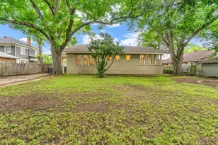 225 Featherston St, Cleburne, TX 76033 - Photo 33