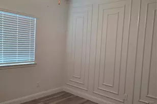 605 Presidio St, Aubrey, TX 76227 - Photo 5