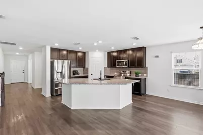 10201 Fox Grove Court, Fort Worth, TX 76131 - Photo 7