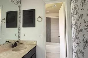 110 E Schreiber St, Garland, TX 75040 - Photo 21