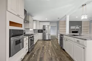 605 N Roberts St, West, TX 76691 - Photo 9
