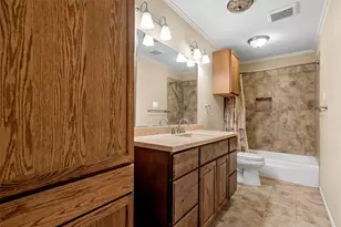 605 N Roberts St, West, TX 76691 - Photo 23
